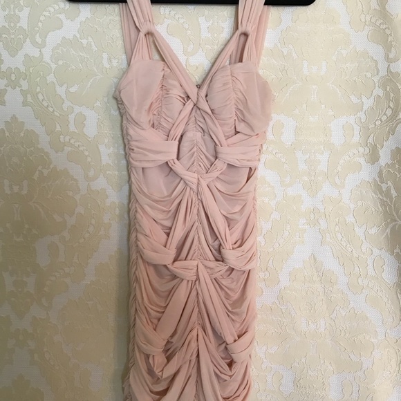 Beautiful Light pink layered design dress - Size M - Picture 2 of 8